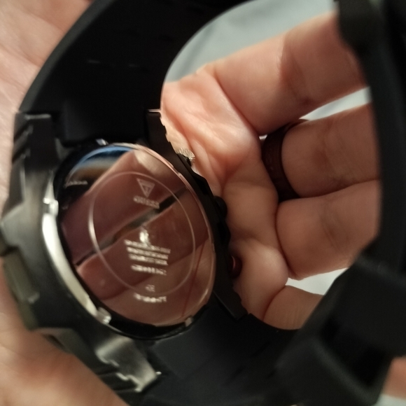 Brand New Guess Men's Watch - Picture 2 of 9